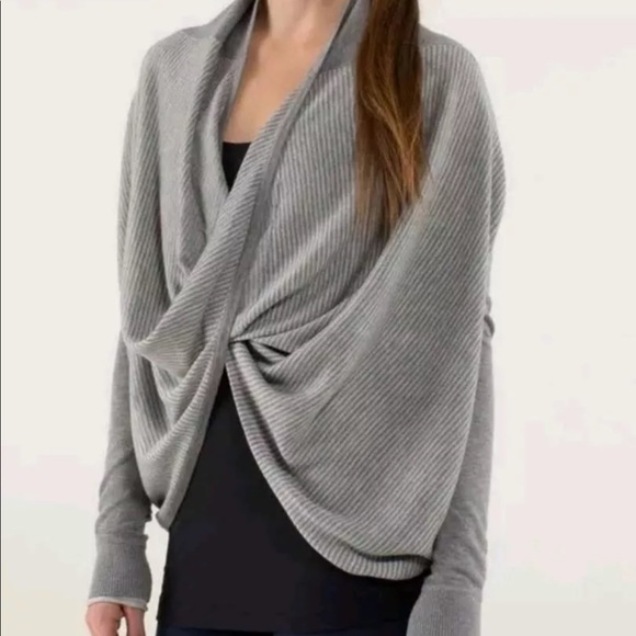 Lululemon Long Sleeves - Picture 5 of 8